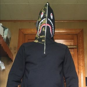 BAPE Half Zip size XL like new.